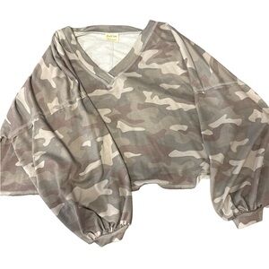 Peach Love California Camouflage V-Neck Sweatshirt